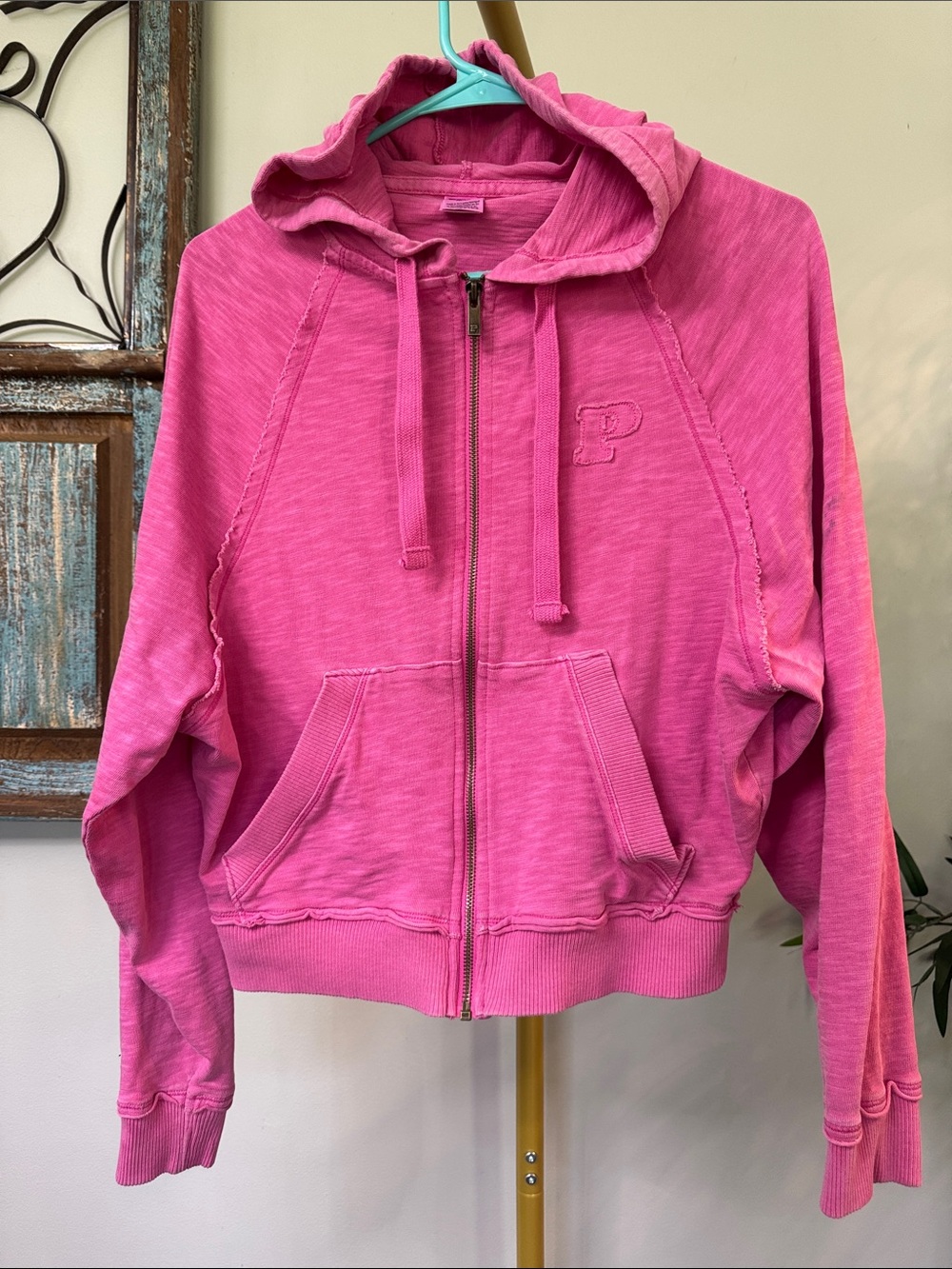 PINK Victoria's Secret lightweight Pink Full-Zip cropped Hoodie Bomber